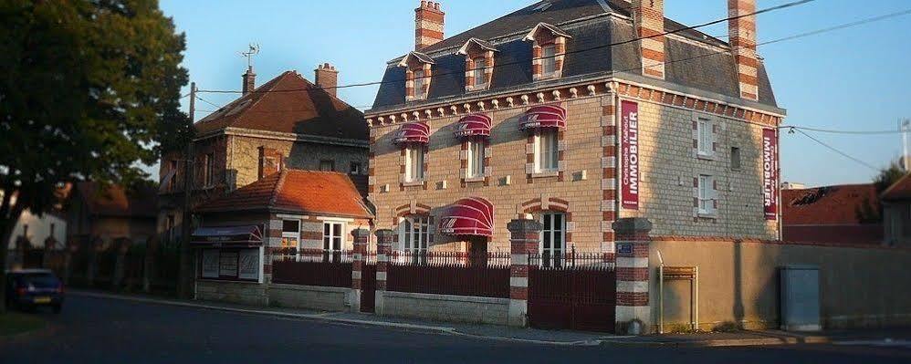 מלון Vitry-le-François Manoir Francois 1Er מראה חיצוני תמונה